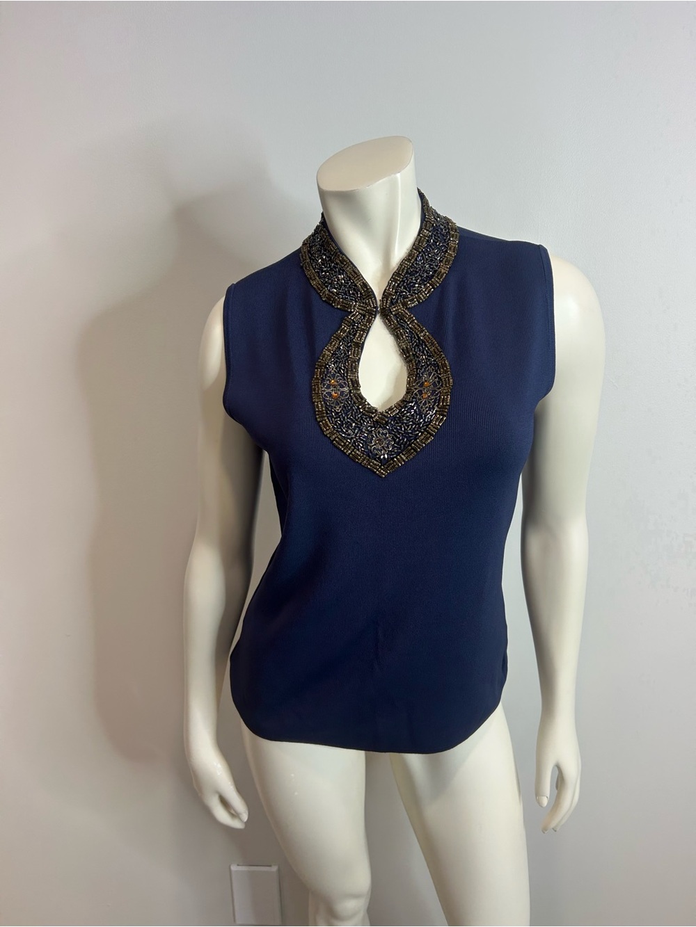 Vintage Gold Embellished Navy Knit Sleeveless Keyhole Camisole❤️S